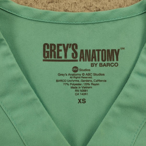 Greys Anatomy Shirt Mens XS Blue V Neck medical Adjustable Scrub Top Pocket - Picture 3 of 14